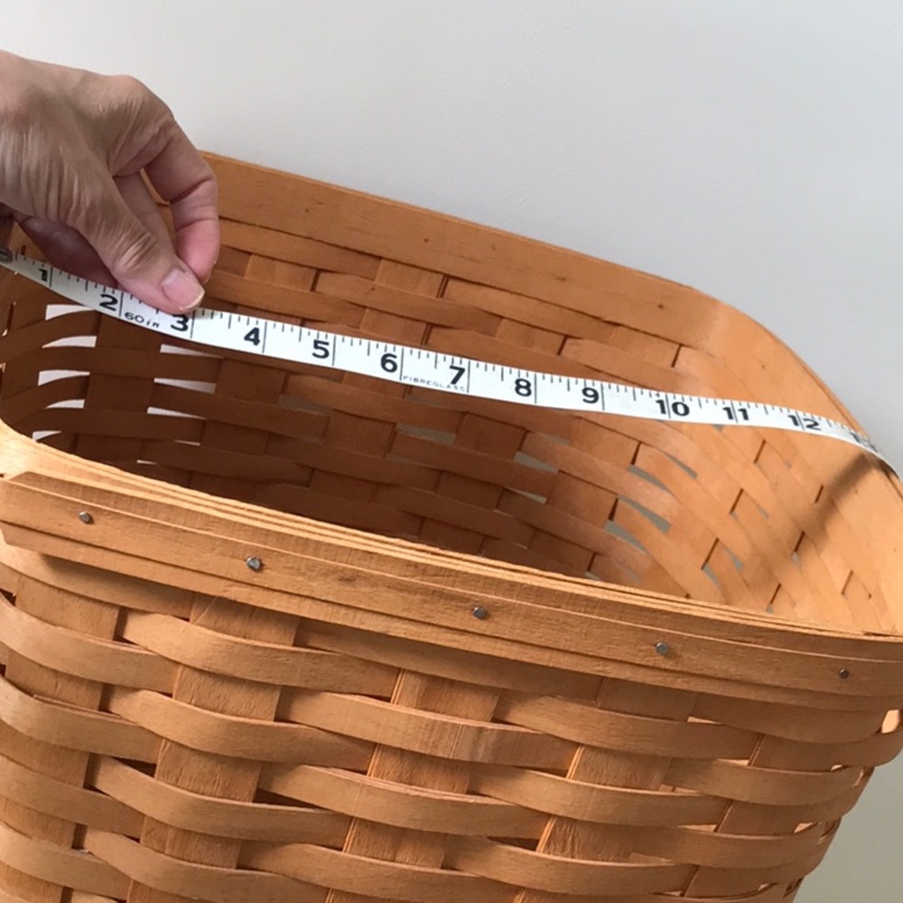 Longaberger 1995 Vintage Basket 16” tall waste or laundry - Picture 12 of 12